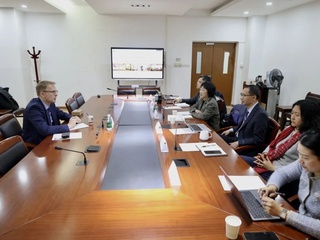 活动回顾｜欧盟驻华代表团政务、媒体与信息处处长史明宽先生到访色中色
